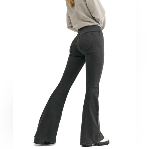 | FREE PEOPLE | Penny Pull-On Flare Jeans Black Size 26 - Picture 3 of 9